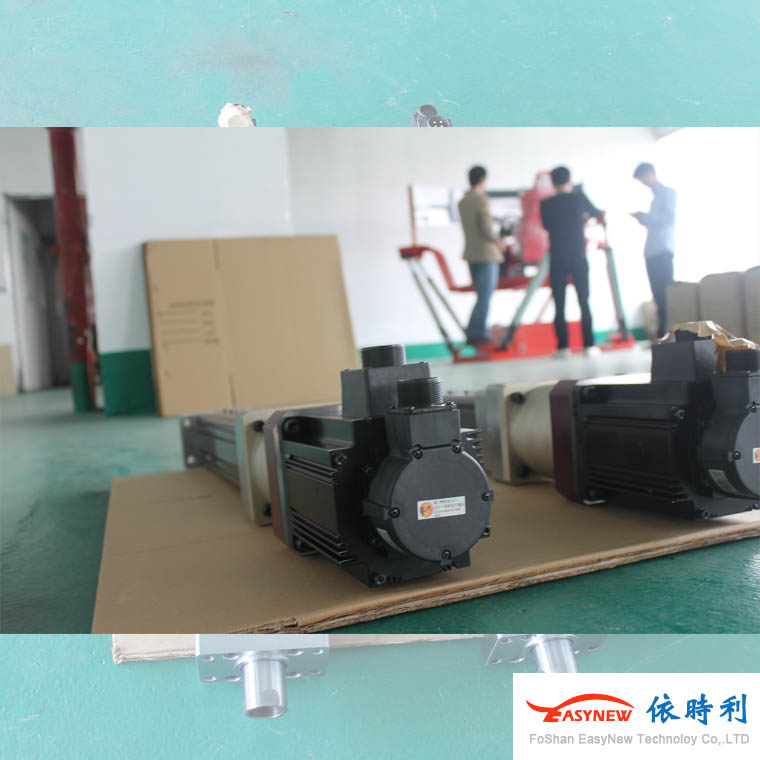 深圳南山中式辦公室裝修_黑色皮藝沙發(fā)